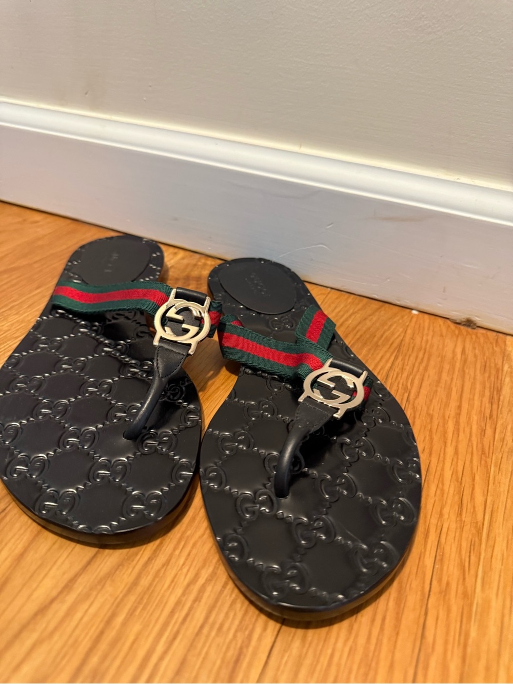 Men Accessories Subcategory Identification